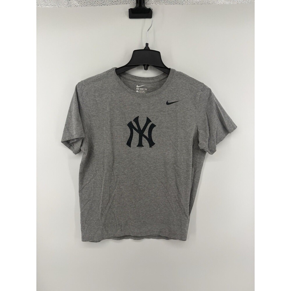 Nike Tee Athletic Cut Gray New York Yankees Blue Logo T-Shirt Women Size Large